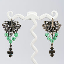画像をギャラリービューアに読み込む, ピアス ラインストーン グリーン ハンギング 085107