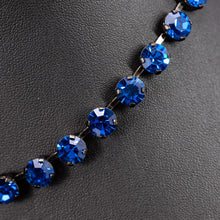 画像をギャラリービューアに読み込む, 大粒のラインストーンが輝くネックレス