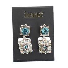 Load image into Gallery viewer, スワロフスキークリスタルをあしらったイヤリング