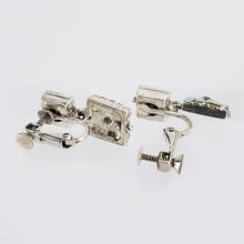 Load image into Gallery viewer, スワロフスキークリスタルをあしらったイヤリング