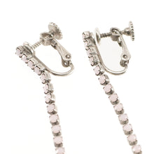 Load image into Gallery viewer, スワロフスキークリスタルのロングイヤリング