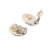 Load image into Gallery viewer, 鮮やかなライトブルーが美しいターコイズのイヤリング