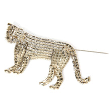 Load image into Gallery viewer, 豹の美しさとしなやかさを象徴するビジューブローチ