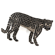 画像をギャラリービューアに読み込む, 黒豹の美しさとしなやかさを象徴するビジューブローチ