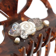 画像をギャラリービューアに読み込む, 花モチーフの白蝶貝(マザーオブパール)の上品な光沢が美しいクリップ「ガーデン」