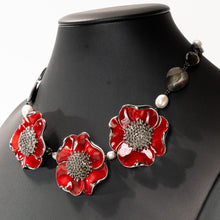 画像をギャラリービューアに読み込む, フラワーモチーフが美しいネックレス