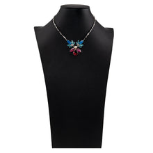 Load image into Gallery viewer, ボヘミアングラスとスワロフスキークリスタルがきらめくネックレス