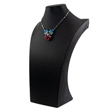 Load image into Gallery viewer, ボヘミアングラスとスワロフスキークリスタルがきらめくネックレス