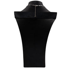 Load image into Gallery viewer, ボヘミアングラスとスワロフスキークリスタルがきらめくネックレス