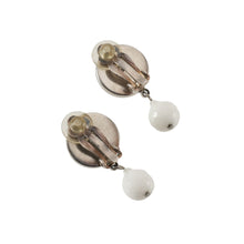 Load image into Gallery viewer, ファセットカットのジェイドが美しい天然石イヤリング