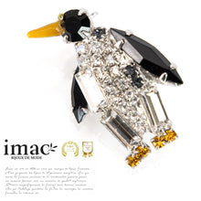 画像をギャラリービューアに読み込む, スワロフスキークリスタルをあしらったペンギンモチーフのブローチ