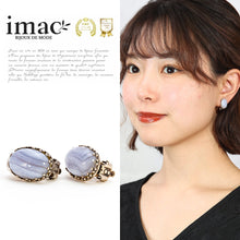 Load image into Gallery viewer, 縞模様が美しいブルーカルセドニーのイヤリング