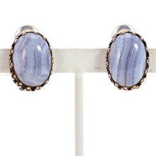 Load image into Gallery viewer, 縞模様が美しいブルーカルセドニーのイヤリング