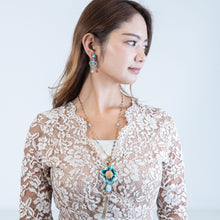 画像をギャラリービューアに読み込む, フラワーモチーフが美しいネックレス