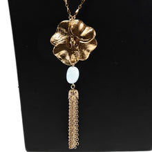 画像をギャラリービューアに読み込む, フラワーモチーフが美しいネックレス