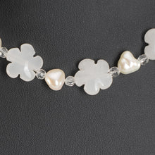 画像をギャラリービューアに読み込む, 天然石ジェイドと淡水パールを組み合わせたショートネックレス