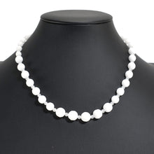 画像をギャラリービューアに読み込む, ファセットカットされた純白のジェイドが美しいロングネックレス