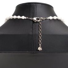 画像をギャラリービューアに読み込む, ファセットカットされた純白のジェイドが美しいロングネックレス