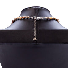 画像をギャラリービューアに読み込む, 肌なじみの良いナチュラルカラーが美しいコーラルフォッシルのネックレス