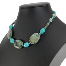 Load image into Gallery viewer, 模様が美しいターコイズのネックレス