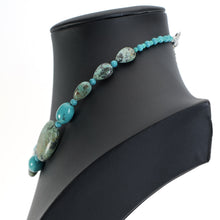 Load image into Gallery viewer, 模様が美しいターコイズのネックレス