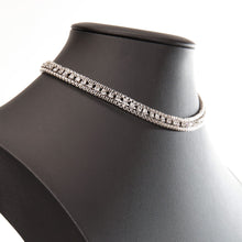 画像をギャラリービューアに読み込む, クリアカラーのラインストーンとメタリックシルバーが絶妙に調和したチョーカー