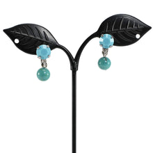 Load image into Gallery viewer, 鮮やかなブルーのターコイズとスワロフスキークリスタルの組み合わせが上品なイヤリング