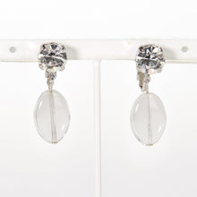 Load image into Gallery viewer, ボヘミアングラスが揺れるイヤリング