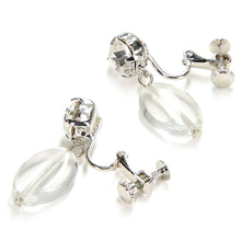 Load image into Gallery viewer, ボヘミアングラスが揺れるイヤリング