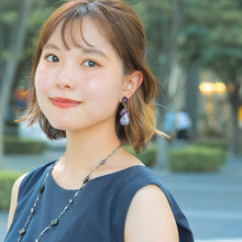 画像をギャラリービューアに読み込む, フランス製の台座に輝くアメシストとチェコ製のラインストーンを組み合わせた、イマックデザイナーによるオリジナルイヤリング