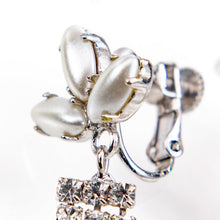 画像をギャラリービューアに読み込む, イヤリング ラインストーン パール クリアカラー ホワイト ロング 153032