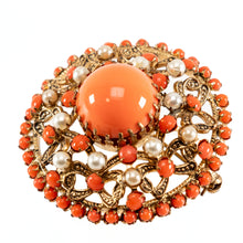 画像をギャラリービューアに読み込む, ボヘミアングラスを贅沢にあしらった、立体的なデザインのブローチ