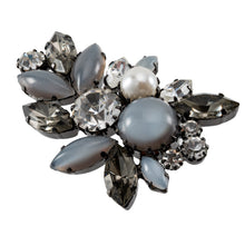 画像をギャラリービューアに読み込む, ブローチ ラインストーン ボヘミアングラス パール グレー クリアカラー ホワイト 153071