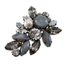 画像をギャラリービューアに読み込む, ブローチ ラインストーン ボヘミアングラス パール グレー クリアカラー ホワイト 153071