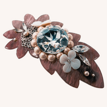 画像をギャラリービューアに読み込む, ボヘミアングラスや花モチーフのシェル、パールの組み合わせが華やかなヘアバレッタ