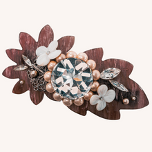 画像をギャラリービューアに読み込む, ボヘミアングラスや花モチーフのシェル、パールの組み合わせが華やかなヘアバレッタ