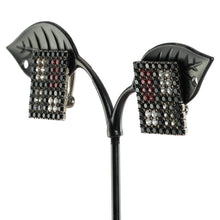 Load image into Gallery viewer, イヤリング ラインストーン ブラック レッド クリアカラー グレー スクエア 104701