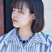 画像をギャラリービューアに読み込む, ネックレス ラピスラズリ フラワー ブルー ショート 151002