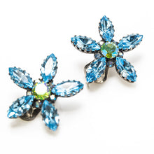 画像をギャラリービューアに読み込む, イヤリング ラインストーン ブルー オーロラグリーン フラワー 084611