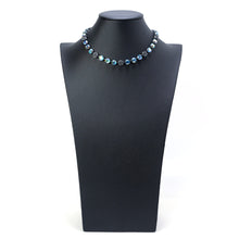 画像をギャラリービューアに読み込む, 大粒のラインストーンと薔薇モチーフをあしらったネックレス