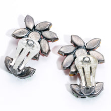 Load image into Gallery viewer, イヤリング ラインストーン レッド グリーン フラワー 092076 メール便