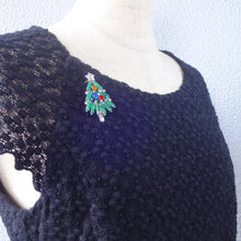 画像をギャラリービューアに読み込む, ブローチ ラインストーン クリスマスツリー グリーン レッド ブルー イエロー 149073