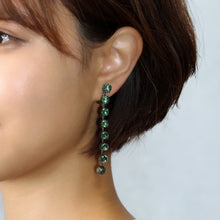 Load image into Gallery viewer, イヤリング ラインストーン グリーン ロング 103492