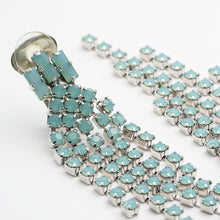 Load image into Gallery viewer, イヤリング ラインストーン パステルグリーン 129149