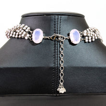 画像をギャラリービューアに読み込む, スワロフスキークリスタルとボヘミアングラスを組み合わせた、チョーカータイプのネックレス