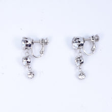 Load image into Gallery viewer, 【芸能人着用】イヤリング ラインストーン クリアカラー 135399