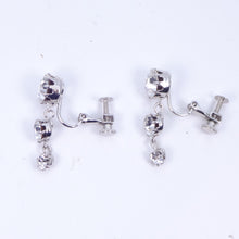 Load image into Gallery viewer, 【芸能人着用】イヤリング ラインストーン クリアカラー 135399