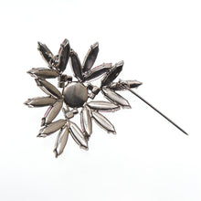 画像をギャラリービューアに読み込む, ブローチ ラインストーン ピンク ホワイト 135426 メール便