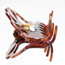 画像をギャラリービューアに読み込む, ヘアクリップ 白蝶貝 淡水パール ボヘミアングラス ラインストーン フラワー ホワイト クリアカラー ブラウン 145700