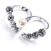 画像をギャラリービューアに読み込む, 【乃木坂46着用】リング ラインストーン パール クリアカラー ホワイト ダブルリング フリーサイズ 146185